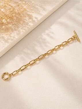 Gold Link Toggle Bracelet